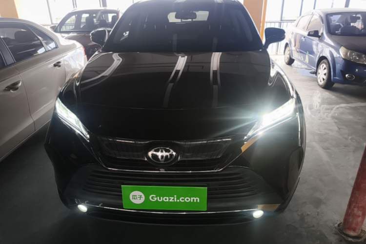 Used Toyota Harrier 2022 2.0L CVT Two-Wheel Drive Luxury Edition Front