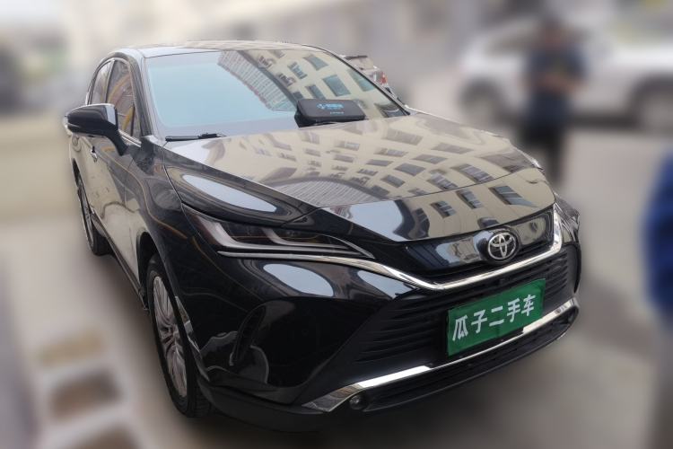 Used Toyota Harrier 2022 2.0L CVT Two-Wheel Drive Deluxe Edition Front Right 45 Deg
