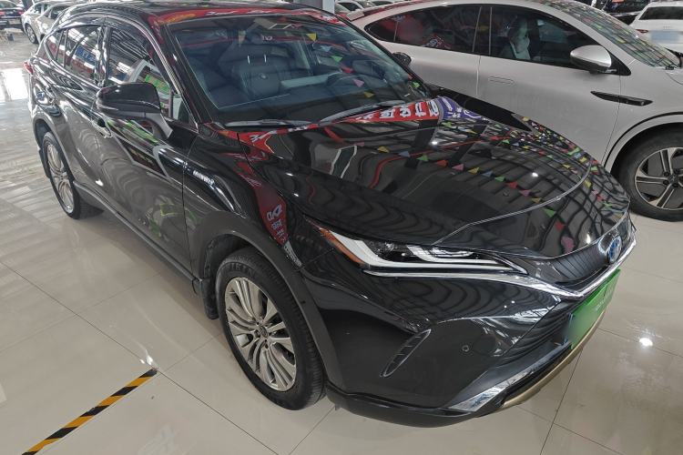 Used Toyota Harrier 2022 Dual-Engine 2.5L CVT Four-Wheel Drive Luxury Edition Front Right 45 Deg