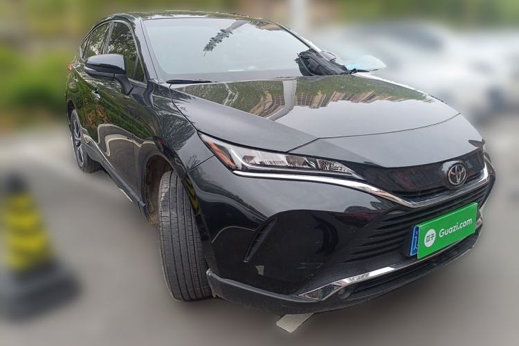 Used Toyota Harrier 2022 2.0L CVT Two-Wheel Drive Entry Version Front Right 45 Deg