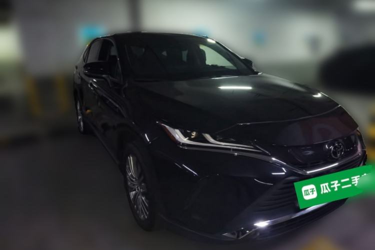 Used Toyota Harrier 2022 2.0L CVT Two-Wheel Drive Deluxe Edition Front Right 45 Deg
