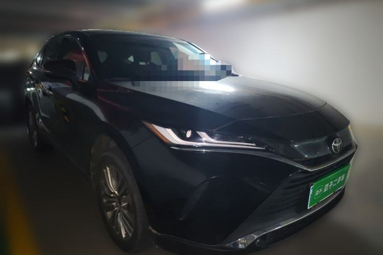 Used Toyota Harrier 2022 2.0L CVT Two-Wheel Drive Deluxe Edition Front Right 45 Deg