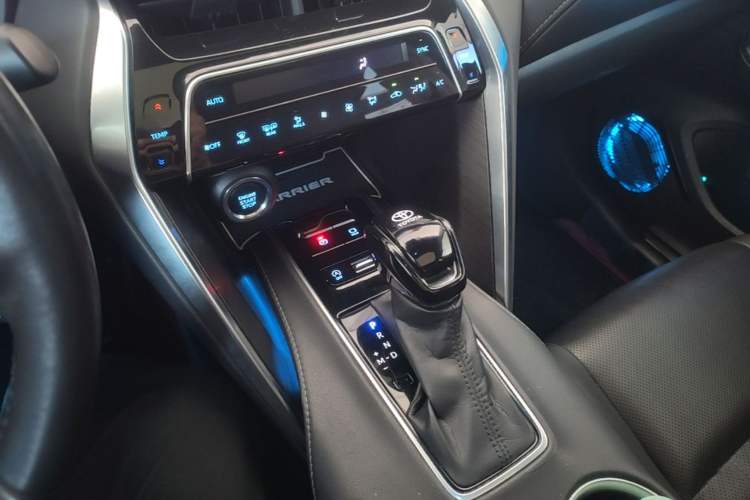 Used Toyota Harrier 2022 2.0L CVT Two-Wheel Drive Deluxe Edition Gear Lever