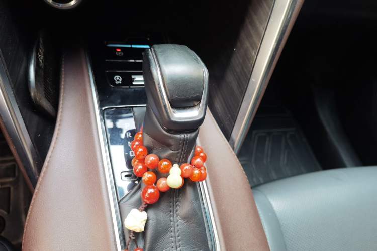 Used Toyota Harrier 2022 2.0L CVT Two-Wheel Drive Deluxe Edition Gear Lever