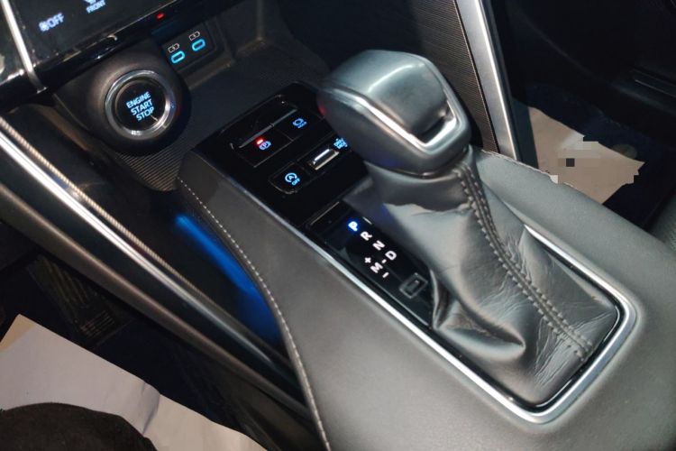 Used Toyota Harrier 2022 2.0L CVT Two-Wheel Drive Deluxe Edition Gear Lever