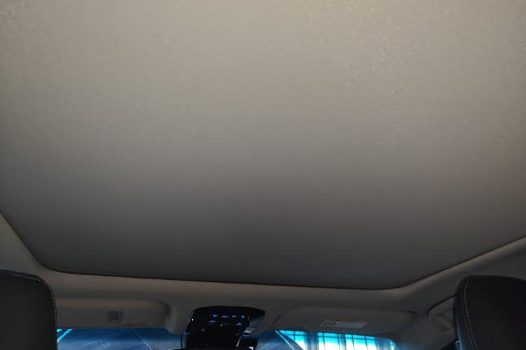 Used Toyota Harrier 2022 Dual-Engine 2.5L CVT Four-Wheel Drive Luxury Edition Headliner