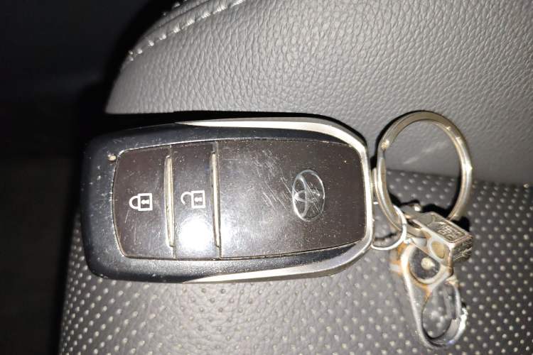 Used Toyota Harrier 2022 2.0L CVT Two-Wheel Drive Deluxe Edition Interior 1