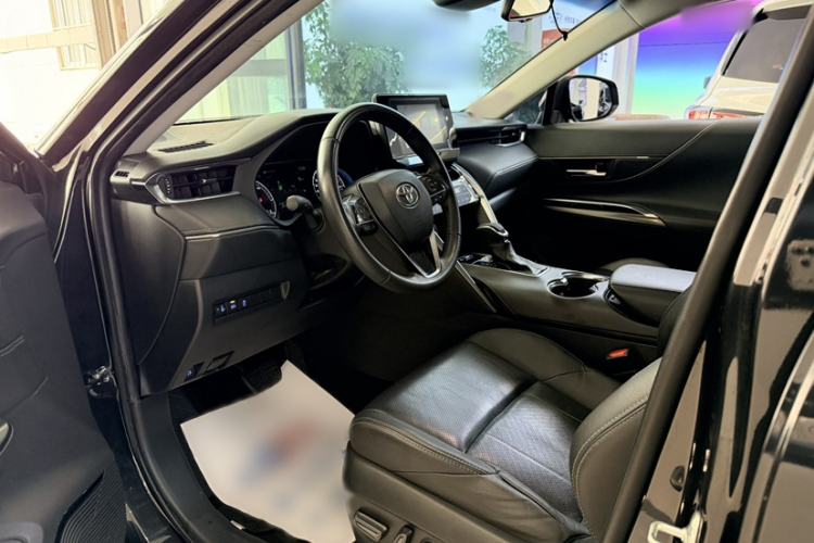 Used Toyota Harrier 2022 Dual-Engine 2.5L CVT Two-Wheel Drive Luxury Edition Interior 2