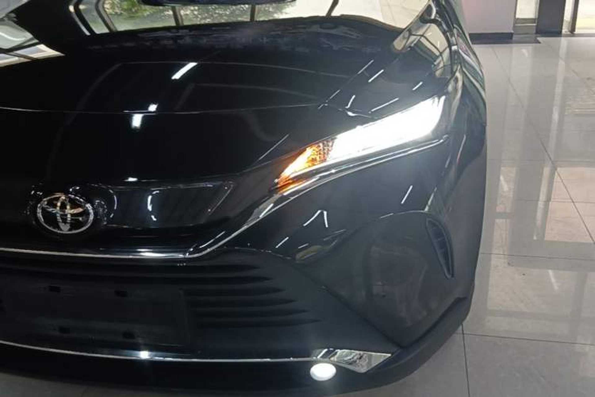 Used Toyota Harrier 2022 2.0L CVT Two-Wheel Drive Entry Version Left Front Headlight