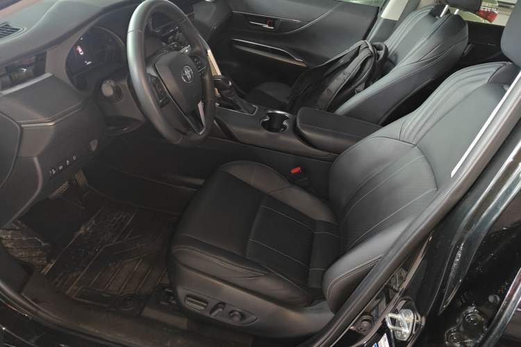 Used Toyota Harrier 2022 Dual-Engine 2.5L CVT Four-Wheel Drive Luxury Edition Left Front Seat