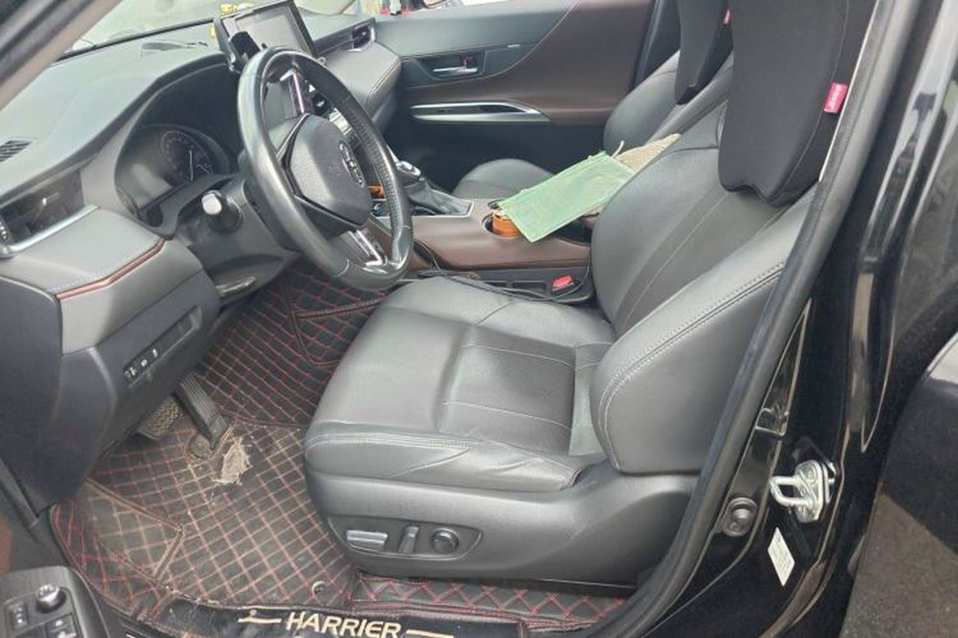 Used Toyota Harrier 2022 2.0L CVT Two-Wheel Drive Luxury Edition Left Front Seat