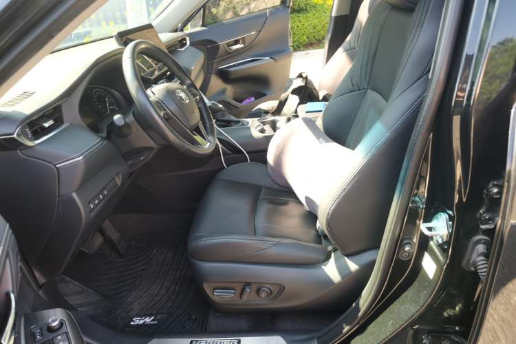 Used Toyota Harrier 2022 2.0L CVT Two-Wheel Drive Deluxe Edition Left Front Seat