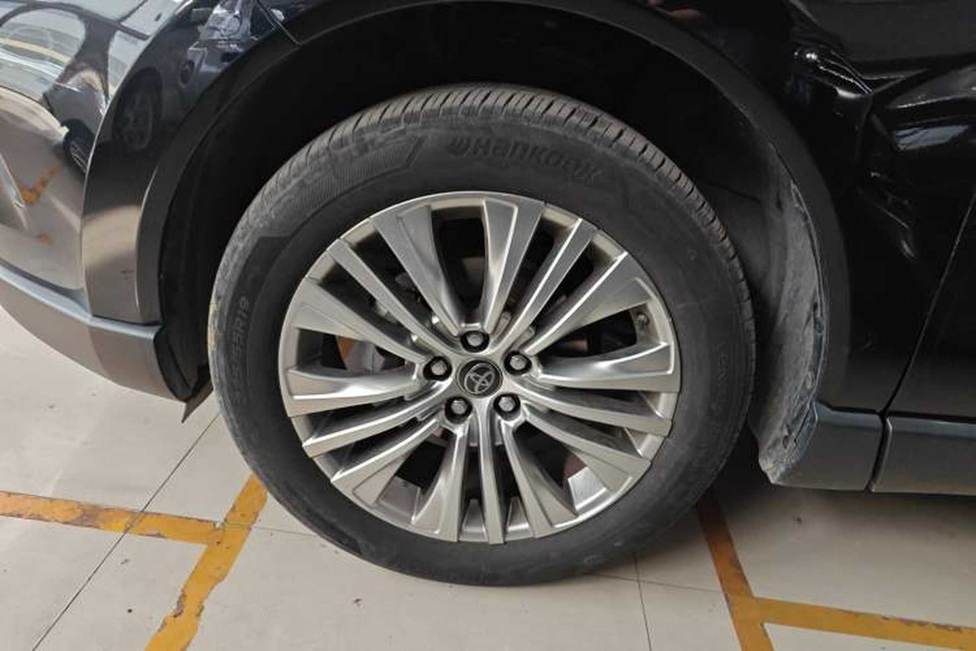 Used Toyota Harrier 2022 2.0L CVT Two-Wheel Drive Deluxe Edition Left Front Wheel Hub