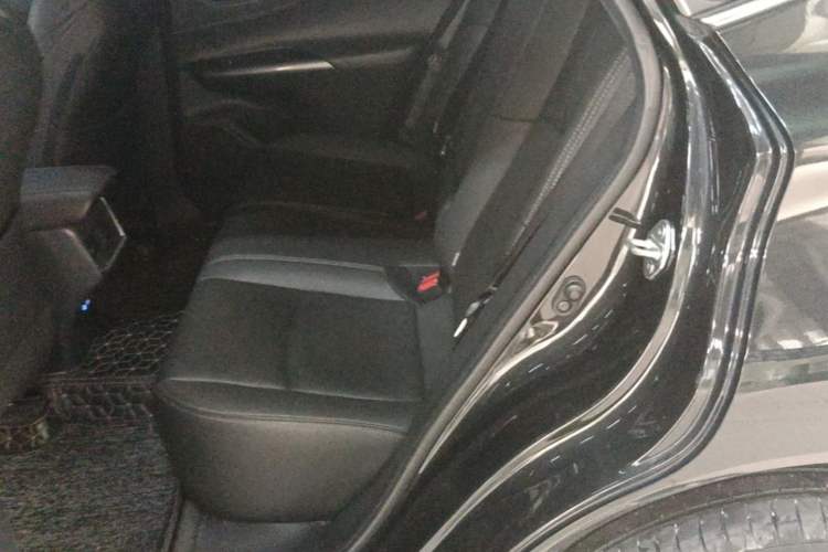 Used Toyota Harrier 2022 2.0L CVT Two-Wheel Drive Entry Version Left Rear Seat