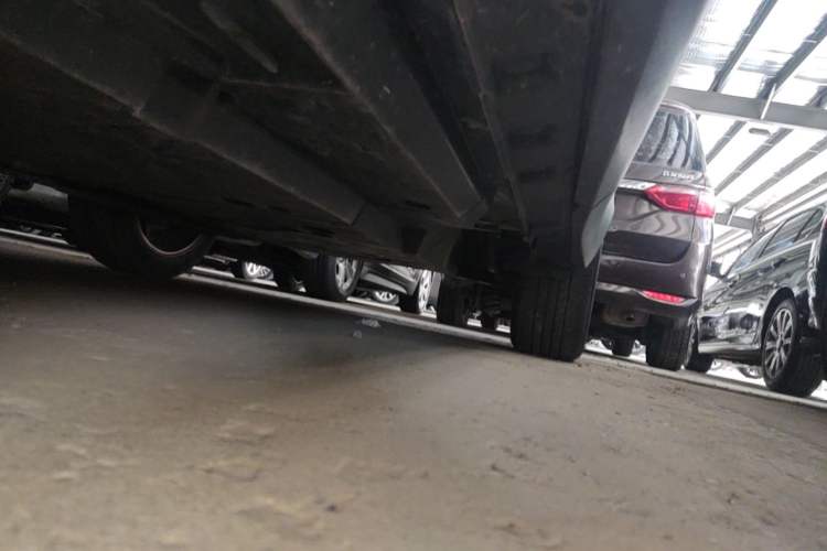 Used Toyota Harrier 2022 2.0L CVT Two-Wheel Drive Deluxe Edition Left Side Sill