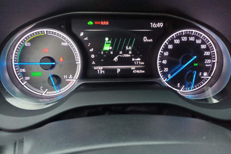 Used Toyota Harrier 2022 Dual-Engine 2.5L CVT Four-Wheel Drive Luxury Edition Odometer Close Up