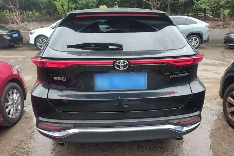 Used Toyota Harrier 2022 2.0L CVT Two-Wheel Drive Deluxe Edition Rear