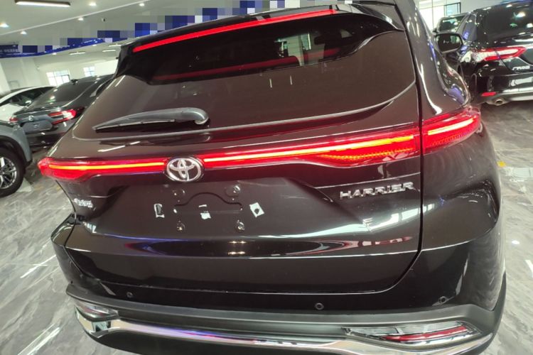 Used Toyota Harrier 2022 2.0L CVT Two-Wheel Drive Deluxe Edition Rear