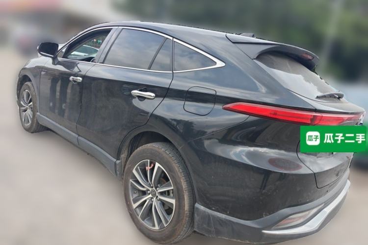 Used Toyota Harrier 2022 2.0L CVT Two-Wheel Drive Luxury Edition Rear Left 45 Deg