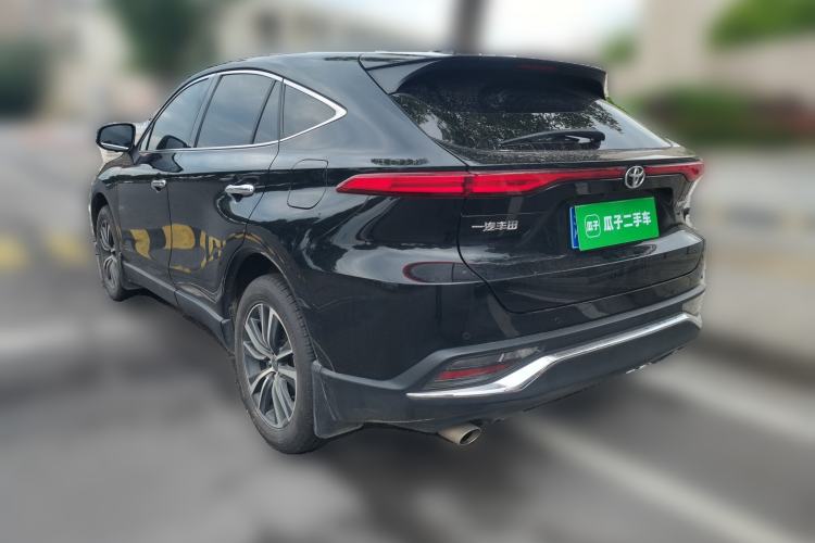 Used Toyota Harrier 2022 2.0L CVT Two-Wheel Drive Luxury Edition Rear Left 45 Deg