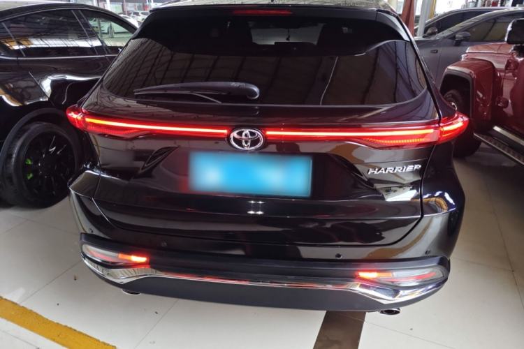 Used Toyota Harrier 2022 2.0L CVT Two-Wheel Drive Deluxe Edition Rear