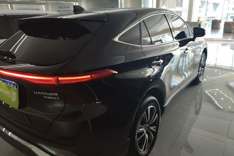 Used Toyota Harrier 2022 Dual-Engine 2.5L CVT Two-Wheel Drive Luxury Edition Rear Right 45 Deg