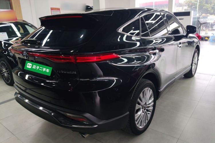 Used Toyota Harrier 2022 2.0L CVT Two-Wheel Drive Deluxe Edition Rear Right 45 Deg