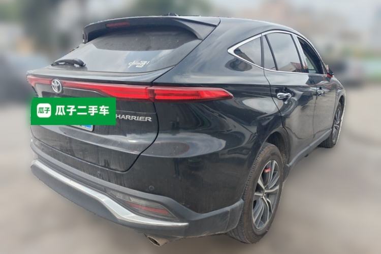 Used Toyota Harrier 2022 2.0L CVT Two-Wheel Drive Luxury Edition Rear Right 45 Deg