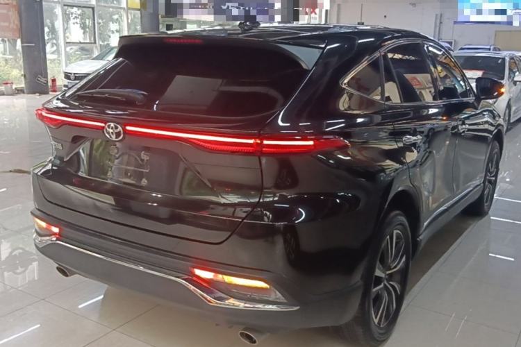 Used Toyota Harrier 2022 2.0L CVT Two-Wheel Drive Entry Version Rear Right 45 Deg