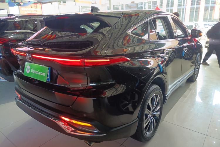 Used Toyota Harrier 2022 2.0L CVT Two-Wheel Drive Flagship Edition Rear Right 45 Deg