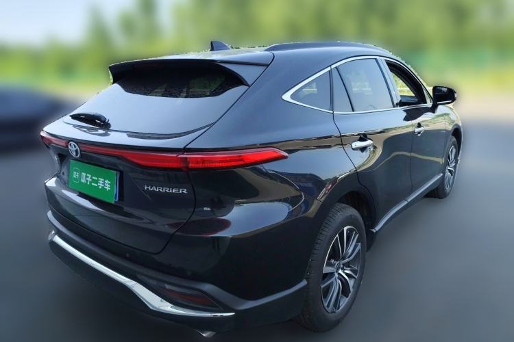Used Toyota Harrier 2022 2.0L CVT Two-Wheel Drive Luxury Edition Rear Right 45 Deg