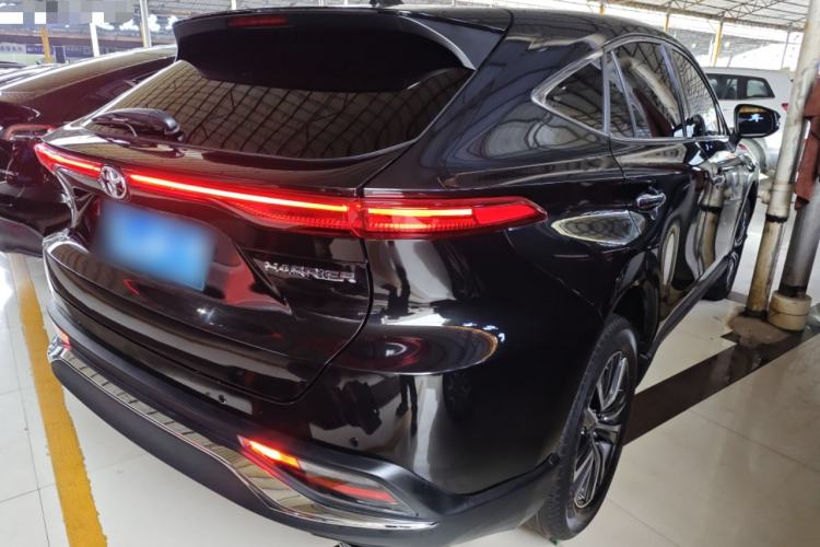 Used Toyota Harrier 2022 2.0L CVT Two-Wheel Drive Deluxe Edition Rear Right 45 Deg