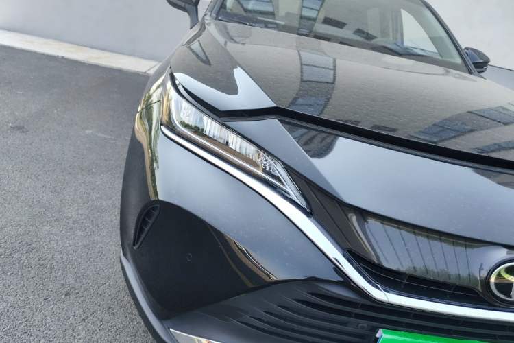Used Toyota Harrier 2022 2.0L CVT Two-Wheel Drive Luxury Edition Right Front Headlight
