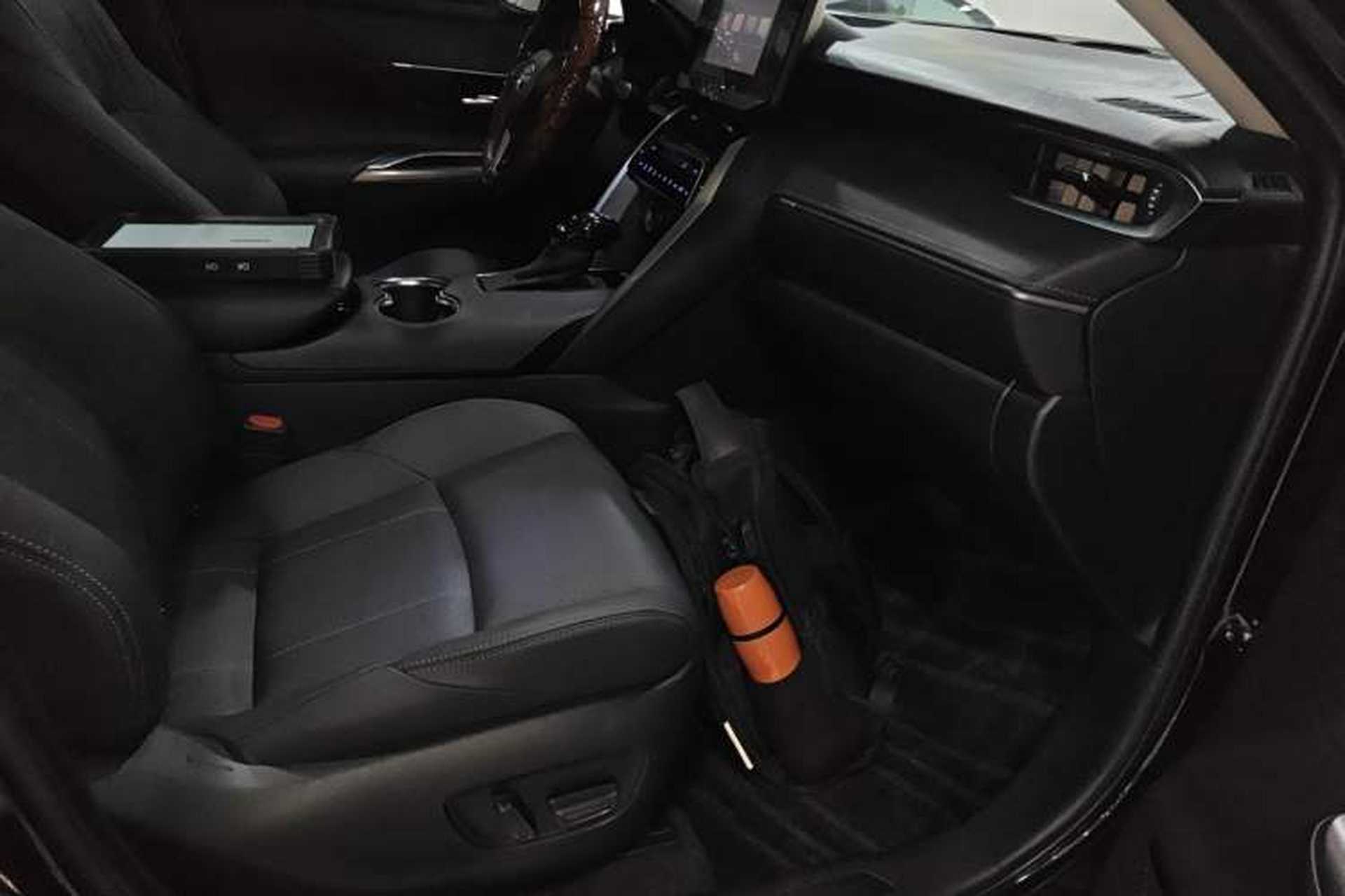 Used Toyota Harrier 2022 2.0L CVT Two-Wheel Drive Luxury Edition Right Front Seat