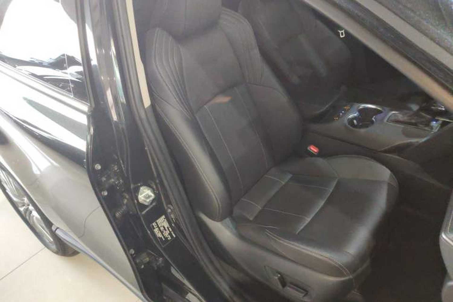Used Toyota Harrier 2022 2.0L CVT Two-Wheel Drive Deluxe Edition Right Front Seat