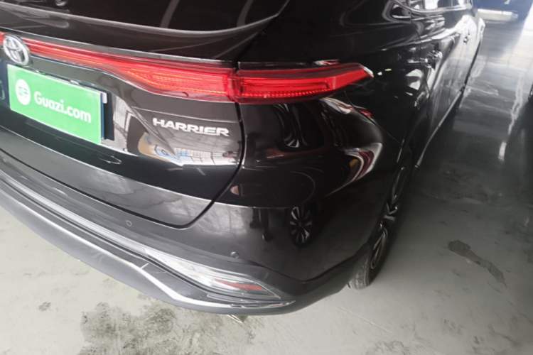 Used Toyota Harrier 2022 2.0L CVT Two-Wheel Drive Luxury Edition Right Rear Taillight