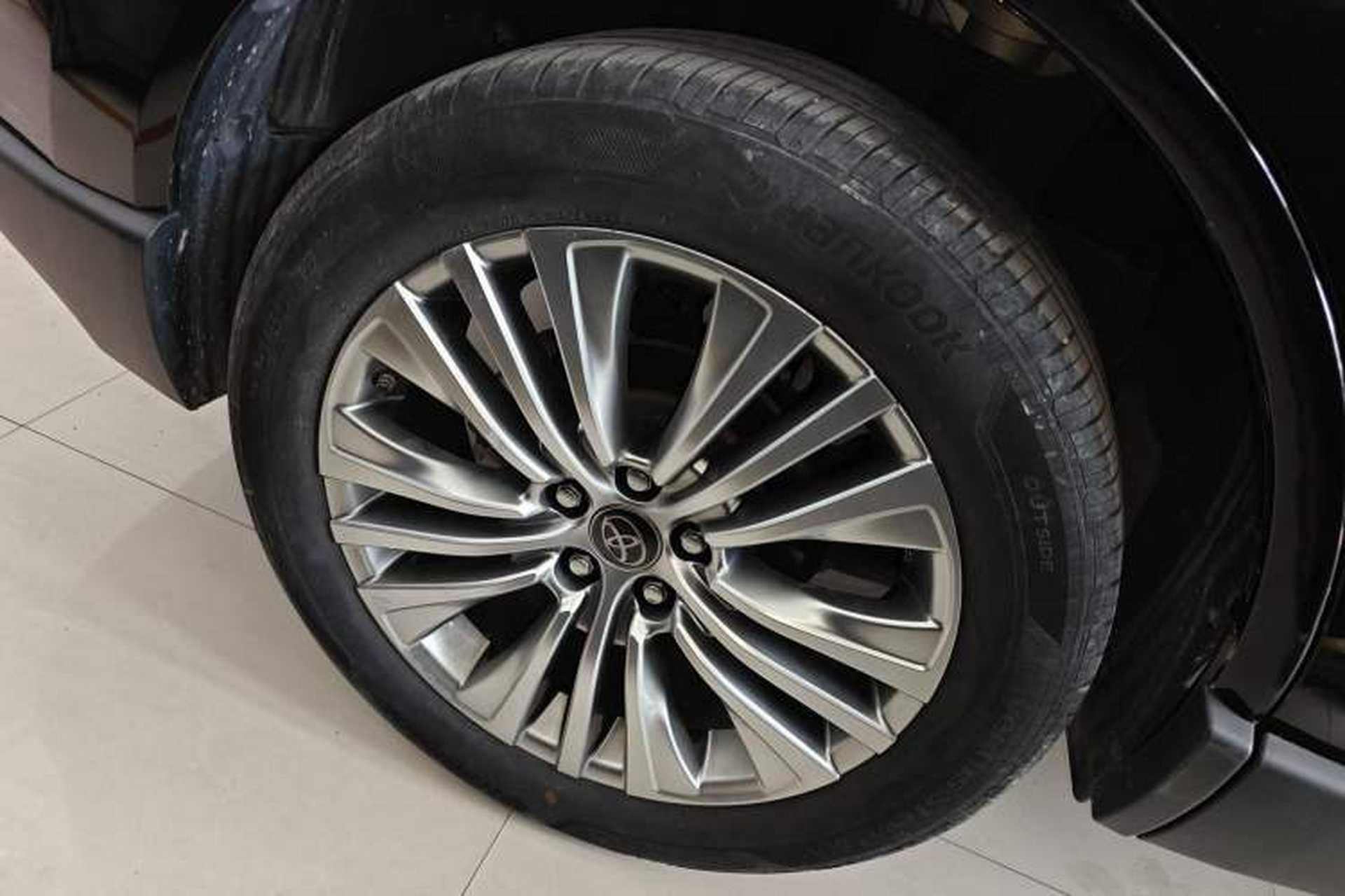 Used Toyota Harrier 2022 2.0L CVT Two-Wheel Drive Deluxe Edition Right Rear Wheel Hub