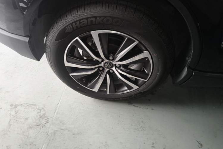 Used Toyota Harrier 2022 2.0L CVT Two-Wheel Drive Luxury Edition Right Rear Wheel Hub