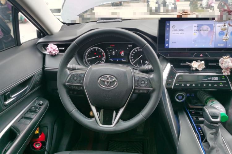 Used Toyota Harrier 2022 2.0L CVT Two-Wheel Drive Deluxe Edition Steering Wheel