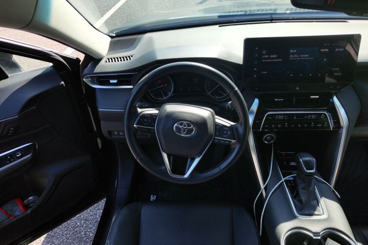 Used Toyota Harrier 2022 2.0L CVT Two-Wheel Drive Deluxe Edition Steering Wheel
