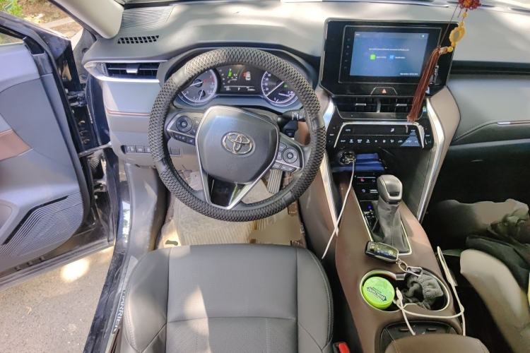 Used Toyota Harrier 2022 2.0L CVT Two-Wheel Drive Luxury Edition Steering Wheel