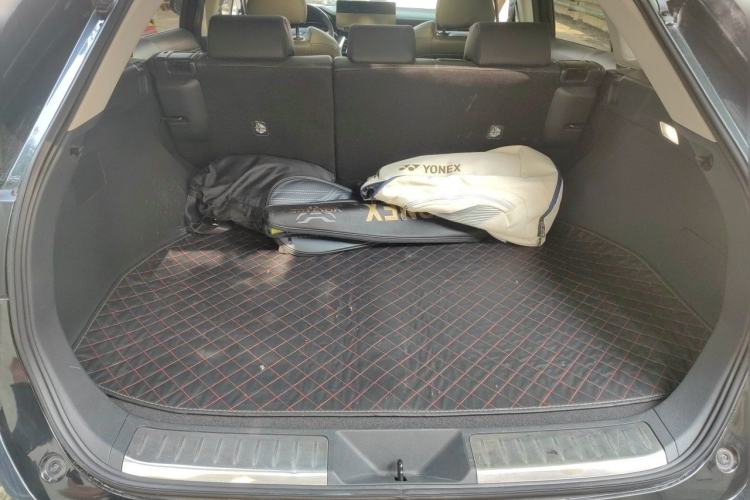 Used Toyota Harrier 2022 2.0L CVT Two-Wheel Drive Deluxe Edition Trunk