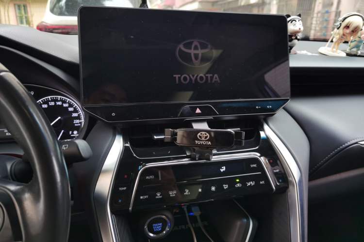 Used Toyota Harrier 2022 2.0L CVT Two-Wheel Drive Deluxe Edition Audio And AC Panel