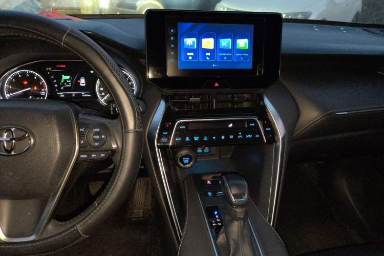 Used Toyota Harrier 2022 2.0L CVT Two-Wheel Drive Entry Version Audio And AC Panel