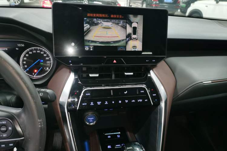Used Toyota Harrier 2022 Dual-Engine 2.5L CVT Four-Wheel Drive Luxury Edition Audio And AC Panel