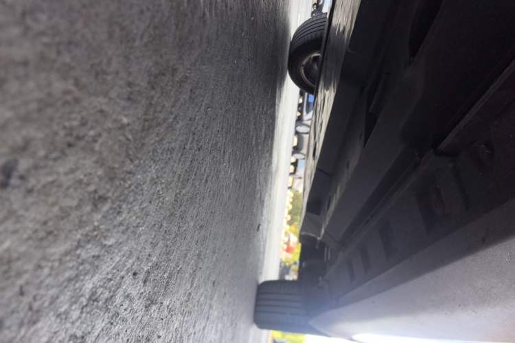 Used Toyota Harrier 2022 2.0L CVT Two-Wheel Drive Deluxe Edition Chassis Front Left