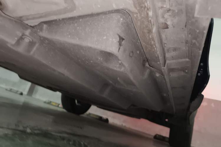 Used Toyota Harrier 2022 Dual-Engine 2.5L CVT Four-Wheel Drive Luxury Edition Chassis Front Left