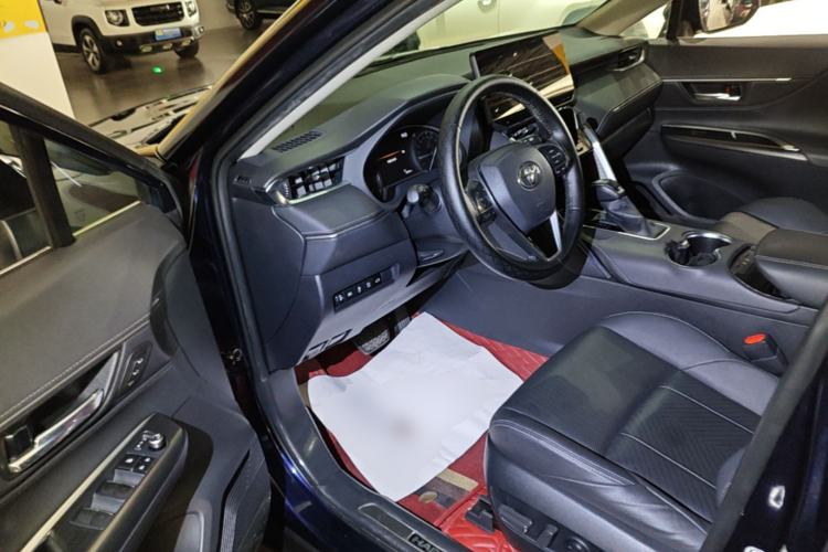 Used Toyota Harrier 2022 2.0L CVT Two-Wheel Drive Deluxe Edition Driver Seat