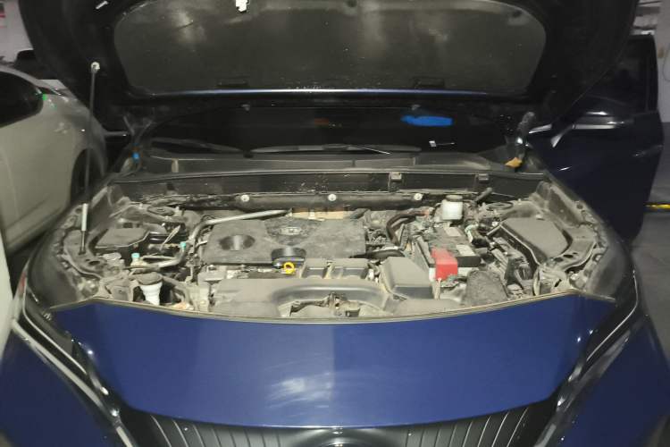 Used Toyota Harrier 2022 2.0L CVT Two-Wheel Drive Luxury Edition Engine Bay