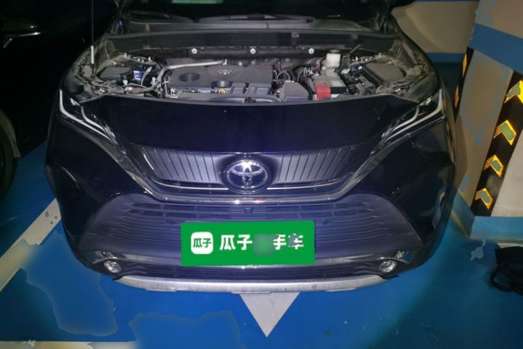 Used Toyota Harrier 2022 2.0L CVT Two-Wheel Drive Deluxe Edition Engine Bay